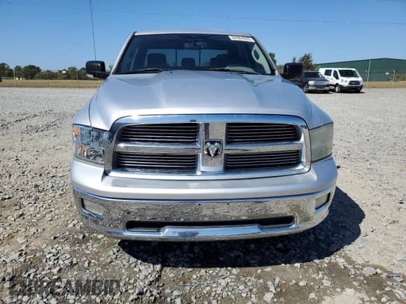 2010 Dodge 1500 SLT with VIN 1D7RB1CT2AS120942, listed as a Copart auction lot 84904935 with 208,726 mi miles and Salvage title. Bid and sale history available at DreamBid. Image 5.