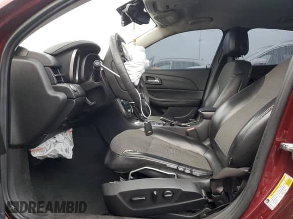 2015 Chevrolet Malibu LT z VIN 1G11C5SL4FF354781, wystawiony jako Copart lot #85502975 z przebiegiem 120 426 mil mil oraz Czysty tytuł • Clean title. Historia ofert i sprzedaży dostępna na DreamBid. Obrazek 7.