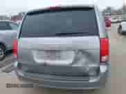 2016 Dodge Grand Caravan SE Plus z VIN 2C4RDGBG6GR278643, wystawiony jako IAAI lot #41273318 z przebiegiem 55 193 mil mil oraz . Historia ofert i sprzedaży dostępna na DreamBid. Obrazek 17.