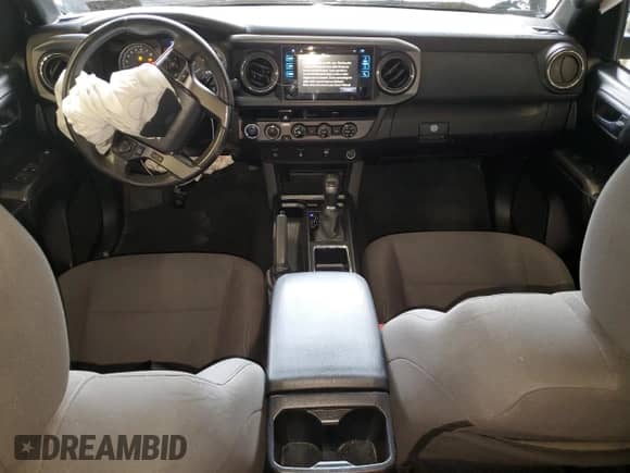 2017 Toyota Tacoma TRD Off Road z VIN 3TMDZ5BN7HM030425, wystawiony jako Copart lot #86318985 z przebiegiem 69 572 mil mil oraz Szkoda całkowita • Salvage title. Historia ofert i sprzedaży dostępna na DreamBid. Obrazek 8.