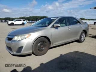2013 Toyota Camry L with VIN 4T1BF1FK2DU706077, listed as a Copart auction lot 81313915 with 205,250 mi miles and Clean title. Bid and sale history available at DreamBid. Image 1.