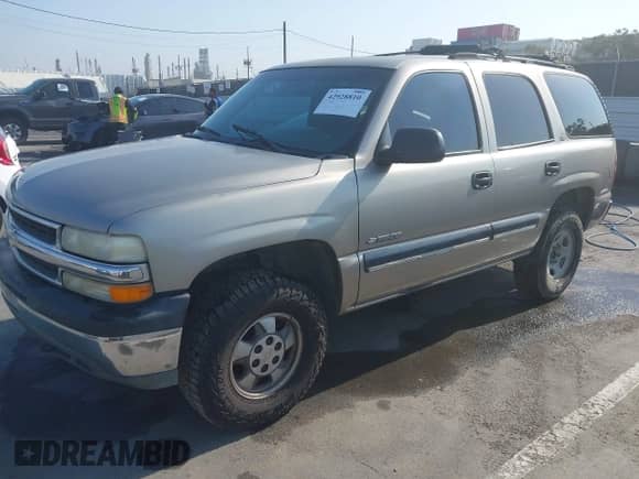 2001 Chevrolet Tahoe LS с VIN 1GNEK13T41R188361, выставлен на аукционе IAAI как лот 42928810 с пробегом 332 768 миль миль и . История ставок и продаж доступна на DreamBid. Изображение 2.