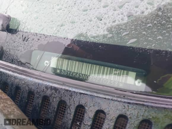 2002 Cadillac Escalade EXT z VIN 3GYEK63N02G210858, wystawiony jako IAAI lot #42365765 z przebiegiem 217 257 mil mil oraz . Historia ofert i sprzedaży dostępna na DreamBid. Obrazek 9.