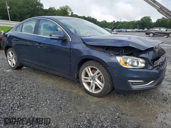 2015 Volvo S60 T5 Drive-E Premier with VIN YV126MFK8F1337939, listed as a Copart auction lot 68280295 with Not provided miles and Salvage title. Bid and sale history available at DreamBid. Image 4.
