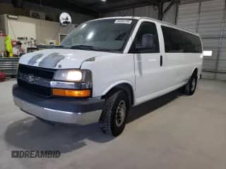 2012 Chevrolet Express Passenger 1LT с VIN 1GAZG1FGXC1175473, выставлен на аукционе Copart как лот 84566795 с пробегом 204 038 миль миль и Списание • Salvage title. История ставок и продаж доступна на DreamBid. Изображение 1.