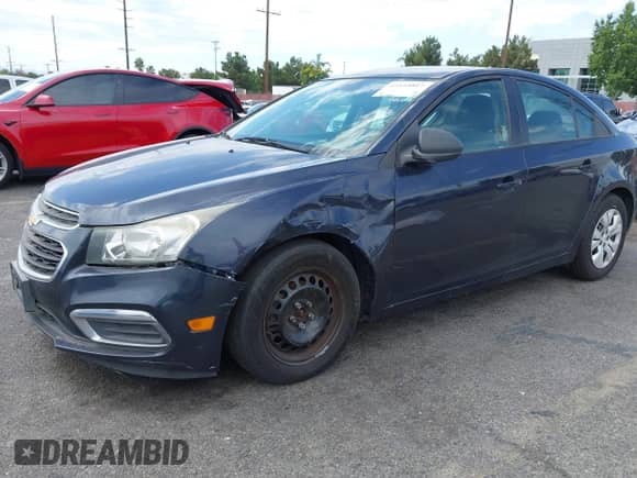 2015 Chevrolet Cruze LS with VIN 1G1PB5SG2F7175200, listed as a IAAI auction lot 43114817 with 129,048 mi miles and . Bid and sale history available at DreamBid. Image 6.