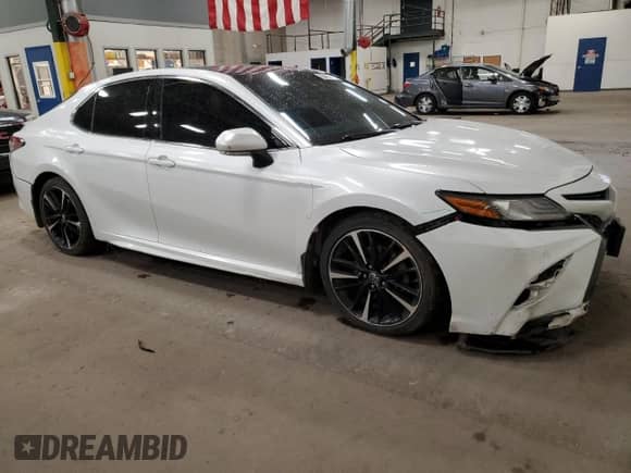 2018 Toyota Camry XSE с VIN 4T1BZ1HK1JU013341, выставлен на аукционе Copart как лот 86468635 с пробегом 126 792 миль миль и Списание • Salvage title. История ставок и продаж доступна на DreamBid. Изображение 4.