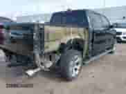 2020 Ram 1500 Big Horn z VIN 1C6RREFT4LN119597, wystawiony jako IAAI lot #42446462 z przebiegiem 82 821 mil mil oraz . Historia ofert i sprzedaży dostępna na DreamBid. Obrazek 4.