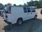 2005 Chevrolet Express Cargo с VIN 1GCFG15T051229102, выставлен на аукционе IAAI как лот 42560817 с пробегом 347 553 миль миль и . История ставок и продаж доступна на DreamBid. Изображение 4.