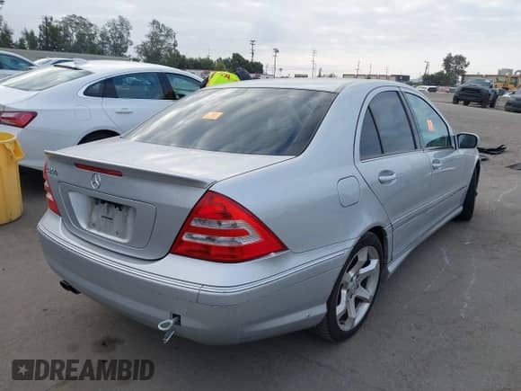 2007 Mercedes-Benz C 230 Sport with VIN WDBRF52H57F936238, listed as a IAAI auction lot 43299123 with Not provided miles and . Bid and sale history available at DreamBid. Image 4.