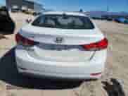 2016 Hyundai Elantra SE z VIN 5NPDH4AE1GH672836, wystawiony jako Copart lot #82008225 z przebiegiem 74 177 mil mil oraz Szkoda całkowita • Salvage title. Historia ofert i sprzedaży dostępna na DreamBid. Obrazek 6.