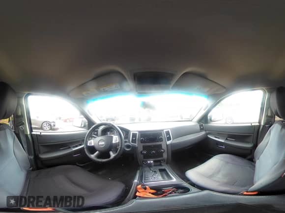 2009 Jeep Grand Cherokee Laredo with VIN 1J8GR48K79C515812, listed as a IAAI auction lot 43266705 with 116,109 mi miles and . Bid and sale history available at DreamBid. Image 18.