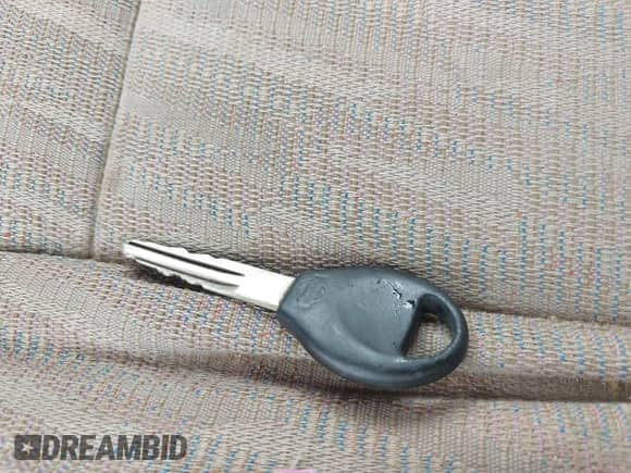 2000 Nissan Frontier XE with VIN 1N6ED27T1YC392998, listed as a IAAI auction lot 43030074 with 195,913 mi miles and . Bid and sale history available at DreamBid. Image 11.