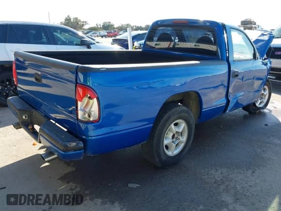 1998 Dodge Dakota SLT z VIN 1B7FL26XXWS716967, wystawiony jako IAAI lot #41492594 z przebiegiem 189 176 mil mil oraz . Historia ofert i sprzedaży dostępna na DreamBid. Obrazek 4.