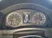 2013 Volkswagen Tiguan S z VIN WVGBV3AX5DW580870, wystawiony jako Copart lot #81127815 z przebiegiem 189 620 mil mil oraz Szkoda całkowita • Salvage title. Historia ofert i sprzedaży dostępna na DreamBid. Obrazek 9.