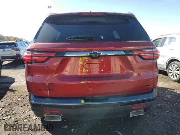 2022 Chevrolet Traverse Premier z VIN 1GNEVKKW2NJ132898, wystawiony jako Copart lot #89561575 z przebiegiem 12 902 mil mil oraz Szkoda całkowita • Salvage title. Historia ofert i sprzedaży dostępna na DreamBid. Obrazek 6.