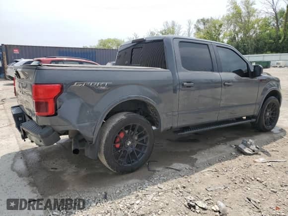 2018 Ford F-150 XL z VIN 1FTEW1EP7JFE16464, wystawiony jako Copart lot #60663015 z przebiegiem 107 038 mil mil oraz Nie do naprawy • Non repairable. Historia ofert i sprzedaży dostępna na DreamBid. Obrazek 3.