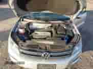 2015 Volkswagen Tiguan SEL с VIN WVGBV7AXXFW547258, выставлен на аукционе IAAI как лот 43497529 с пробегом 131 508 миль миль и . История ставок и продаж доступна на DreamBid. Изображение 10.