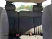 2004 Chevrolet Blazer LS z VIN 1GNDT13X24K106765, wystawiony jako Copart lot #60463984 z przebiegiem 106 705 mil mil oraz Czysty tytuł • Clean title. Historia ofert i sprzedaży dostępna na DreamBid. Obrazek 10.