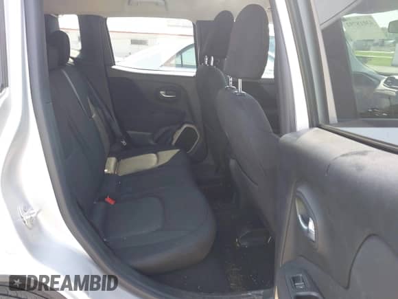 2017 Jeep Renegade Altitude с VIN ZACCJBBB7HPG32570, выставлен на аукционе IAAI как лот 43018792 с пробегом 99 228 миль миль и . История ставок и продаж доступна на DreamBid. Изображение 8.