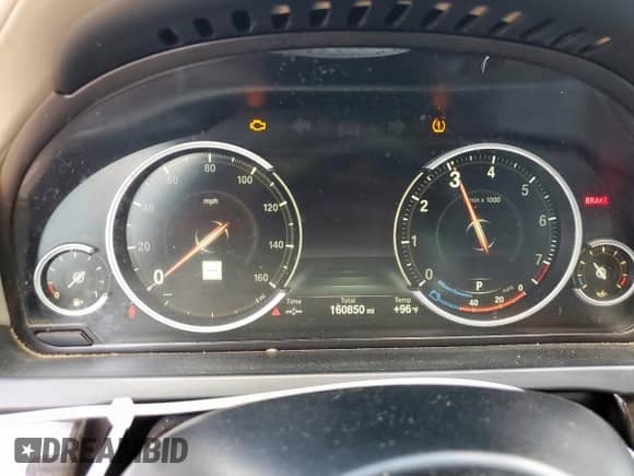 2015 BMW 7 Series 750i с VIN WBAYA8C51FG197795, выставлен на аукционе Copart как лот 67327945 с пробегом 160 850 миль миль и Чистый • Clean title. История ставок и продаж доступна на DreamBid. Изображение 9.