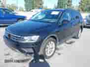 2018 Volkswagen Tiguan S с VIN 3VV1B7AX1JM091928, выставлен на аукционе IAAI как лот 42283454 с пробегом 53 650 миль миль и . История ставок и продаж доступна на DreamBid. Изображение 6.