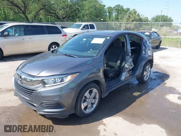 2020 Honda HR-V LX с VIN 3CZRU5H35LM714192, выставлен на аукционе IAAI как лот 41922929 с пробегом 100 153 миль миль и . История ставок и продаж доступна на DreamBid. Изображение 17.