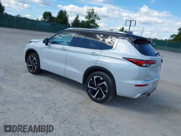 2024 Mitsubishi Outlander SEL с VIN JA4J3WA89RZ010189, выставлен на аукционе IAAI как лот 43075127 с пробегом 13 661 миль миль и . История ставок и продаж доступна на DreamBid. Изображение 3.