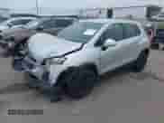 2015 Chevrolet Trax LS with VIN 3GNCJKSB0FL254010, listed as a IAAI auction lot 42711308 with 112,093 mi miles and . Bid and sale history available at DreamBid. Image 2.