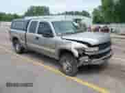 2002 Chevrolet Silverado 2500HD LT с VIN 1GCHK29172E158362, выставлен на аукционе IAAI как лот 42862931 с пробегом 261 133 миль миль и . История ставок и продаж доступна на DreamBid. Изображение 1.