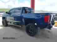 2017 Chevrolet Silverado 1500 High Country z VIN 3GCUKTECXHG206482, wystawiony jako IAAI lot #42613613 z przebiegiem 126 589 mil mil oraz . Historia ofert i sprzedaży dostępna na DreamBid. Obrazek 3.