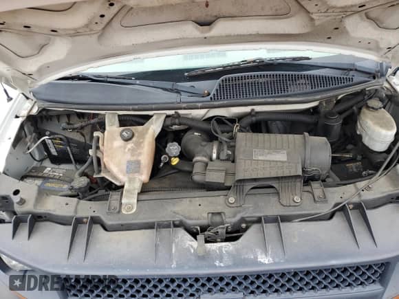 2010 Chevrolet Express Cargo z VIN 1GCZGFBA2A1153342, wystawiony jako Copart lot #60746385 z przebiegiem 142 770 mil mil oraz Czysty tytuł • Clean title. Historia ofert i sprzedaży dostępna na DreamBid. Obrazek 12.