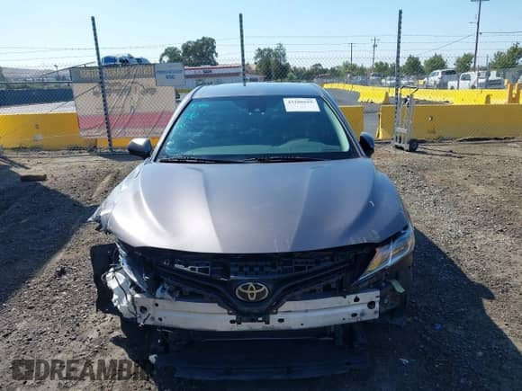 2019 Toyota Camry SE z VIN 4T1B11HK5KU750793, wystawiony jako IAAI lot #43209555 z przebiegiem 144 832 mil mil oraz . Historia ofert i sprzedaży dostępna na DreamBid. Obrazek 12.