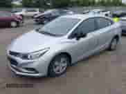 2018 Chevrolet Cruze LS с VIN 1G1BC5SMXJ7154469, выставлен на аукционе IAAI как лот 43037553 с пробегом 94 626 миль миль и . История ставок и продаж доступна на DreamBid. Изображение 2.
