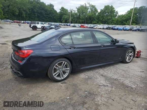 2019 BMW 7 Series 750i xDrive with VIN WBA7F2C58KB240160, listed as a Copart auction lot 63330615 with 22,916 mi miles and Salvage title. Bid and sale history available at DreamBid. Image 3.