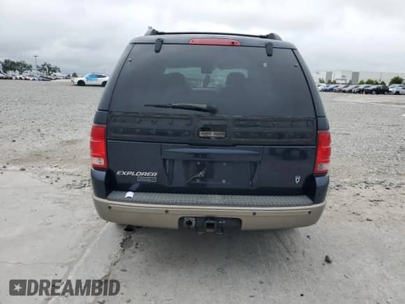 2002 Ford Explorer Eddie Bauer z VIN 1FMDU64W92UC31946, wystawiony jako Copart lot #85169945 z przebiegiem 323 289 mil mil oraz Szkoda całkowita • Salvage title. Historia ofert i sprzedaży dostępna na DreamBid. Obrazek 6.