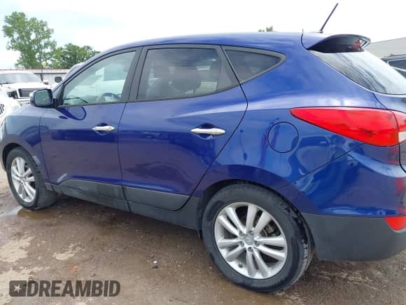 2012 Hyundai Tucson GLS с VIN KM8JU3AC0CU488054, выставлен на аукционе IAAI как лот 42811123 с пробегом 126 414 миль миль и . История ставок и продаж доступна на DreamBid. Изображение 15.