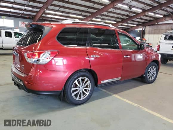 2014 Nissan Pathfinder Platinum with VIN 5N1AR2MM2EC712336, listed as a Copart auction lot 69069645 with 170,811 mi miles and Clean title. Bid and sale history available at DreamBid. Image 3.