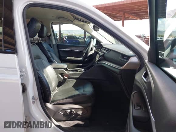 2021 Jeep Grand Cherokee Limited with VIN 1C4RJKBG9M8200117, listed as a IAAI auction lot 43220564 with 56,539 mi miles and . Bid and sale history available at DreamBid. Image 5.