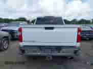 2021 Chevrolet Silverado 2500HD Work Truck z VIN 1GC1YLE76MF129612, wystawiony jako IAAI lot #42409148 z przebiegiem 195 938 mil mil oraz . Historia ofert i sprzedaży dostępna na DreamBid. Obrazek 16.