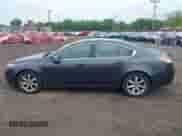 2014 Acura TL Technology z VIN 19UUA8F58EA001450, wystawiony jako IAAI lot #42256124 z przebiegiem 121 400 mil mil oraz . Historia ofert i sprzedaży dostępna na DreamBid. Obrazek 14.