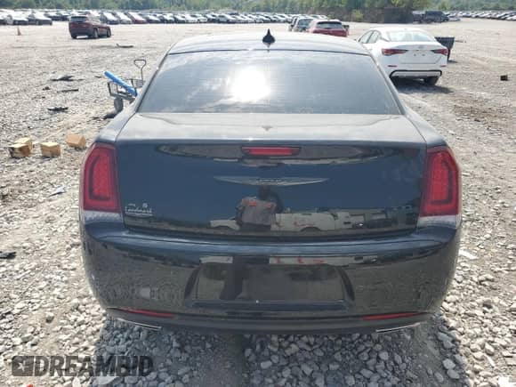 2020 Chrysler 300 Touring L с VIN 2C3CCAAG3LH250083, выставлен на аукционе Copart как лот 69109675 с пробегом 36 508 миль миль и Списание • Salvage title. История ставок и продаж доступна на DreamBid. Изображение 6.