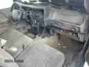 1994 Dodge Dakota z VIN 1B7GG23X0RW106473, wystawiony jako Copart lot #63375535 z przebiegiem Nie podano mil oraz Szkoda całkowita • Salvage title. Historia ofert i sprzedaży dostępna na DreamBid. Obrazek 8.