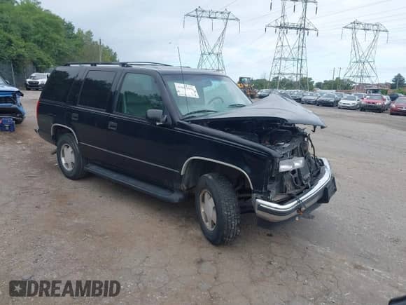 1999 Chevrolet Tahoe Z71 with VIN 1GNEK13RXXJ532089, listed as a IAAI auction lot 43019991 with 270,692 mi miles and . Bid and sale history available at DreamBid. Image 1.