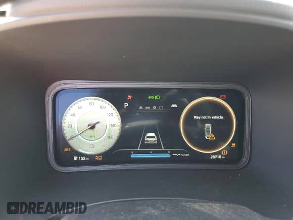 2023 Hyundai Kona SE z VIN KM8K23AG4PU166570, wystawiony jako Copart lot #82192035 z przebiegiem 28 718 mil mil oraz Szkoda całkowita • Salvage title. Historia ofert i sprzedaży dostępna na DreamBid. Obrazek 9.