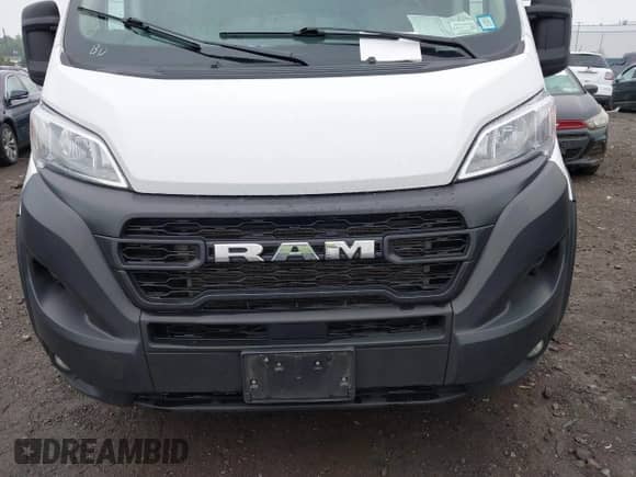 2025 Ram ProMaster Cargo Tradesman с VIN 3C6LRVDG9SE513966, выставлен на аукционе IAAI как лот 42427460 с пробегом 37 397 миль миль и . История ставок и продаж доступна на DreamBid. Изображение 12.