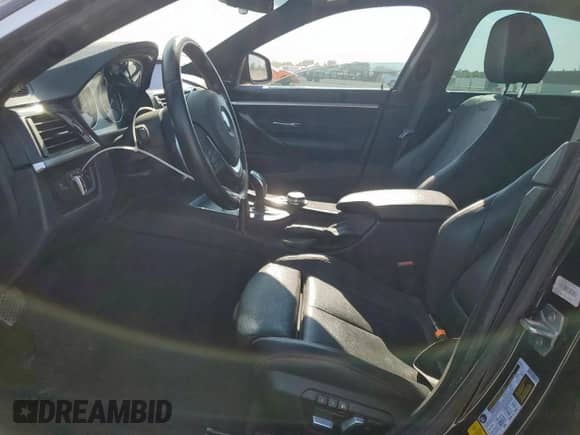 2016 BMW 4 Series 428i z VIN WBA4A9C53GGL88947, wystawiony jako Copart lot #85128765 z przebiegiem 92 780 mil mil oraz Szkoda całkowita • Salvage title. Historia ofert i sprzedaży dostępna na DreamBid. Obrazek 7.