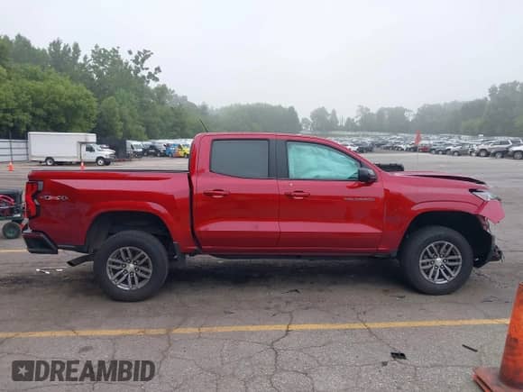 2023 Chevrolet Colorado 4WD LT с VIN 1GCPTCEK1P1130763, выставлен на аукционе IAAI как лот 42829722 с пробегом 53 239 миль миль и . История ставок и продаж доступна на DreamBid. Изображение 13.