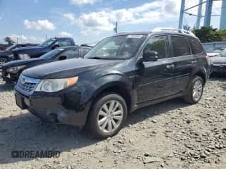 2013 Subaru Forester X Touring z VIN JF2SHAHC2DH403475, wystawiony jako Copart lot #71597885 z przebiegiem 76 188 mil mil oraz Czysty tytuł • Clean title. Historia ofert i sprzedaży dostępna na DreamBid. Obrazek 1.