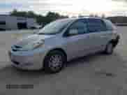 2010 Toyota Sienna XLE с VIN 5TDYK4CC8AS339789, выставлен на аукционе Copart как лот 85838045 с пробегом 178 977 миль миль и Списание • Salvage title. История ставок и продаж доступна на DreamBid. Изображение 1.